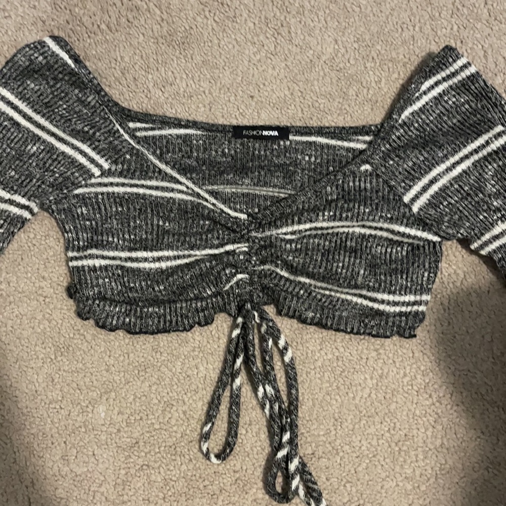 Two piece set - Picture 2 of 4